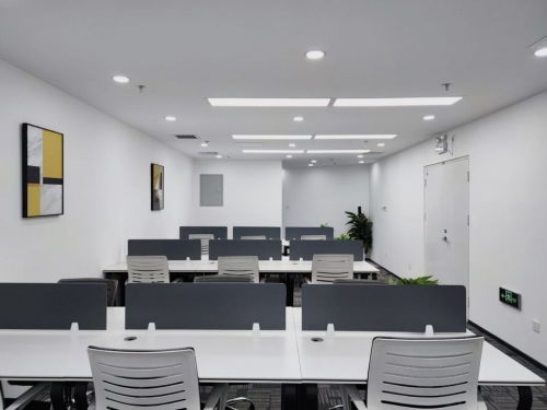 國銳廣場特價房出租 方正戶型，全套家具，辦公首選